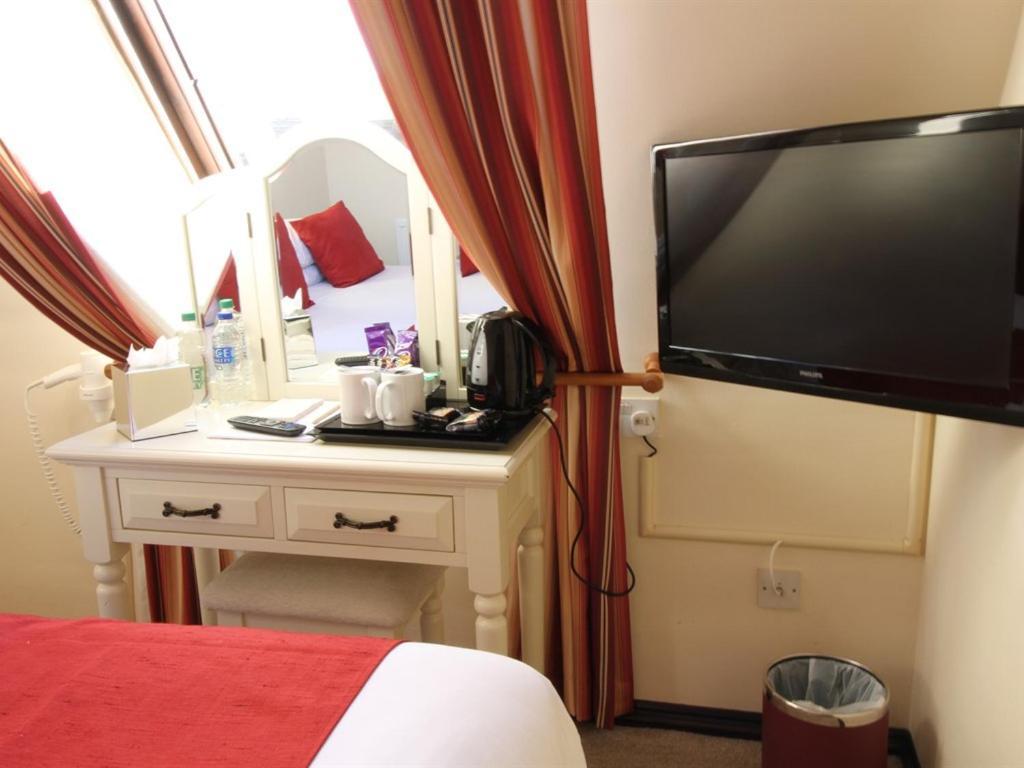 Pilgrims Hotel Кентърбъри Екстериор снимка