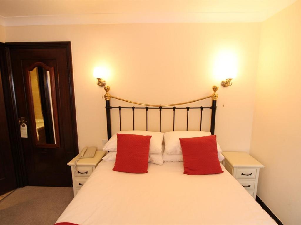 Pilgrims Hotel Кентърбъри Стая снимка