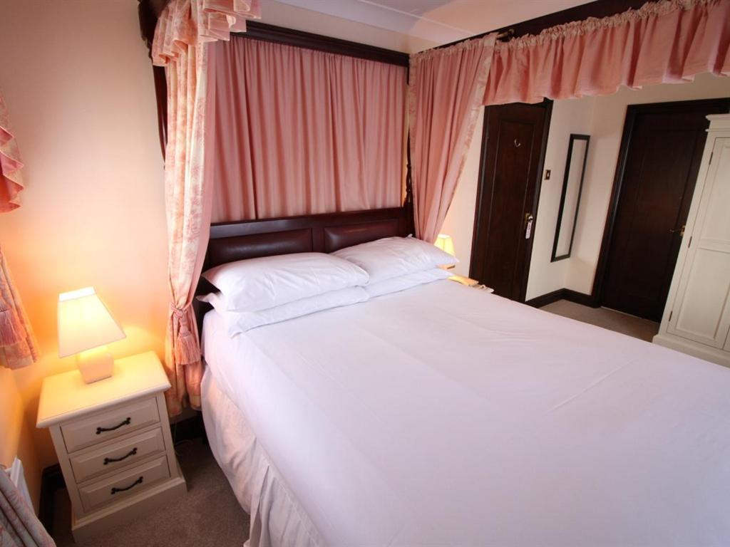 Pilgrims Hotel Кентърбъри Стая снимка