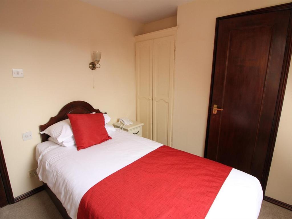 Pilgrims Hotel Кентърбъри Стая снимка