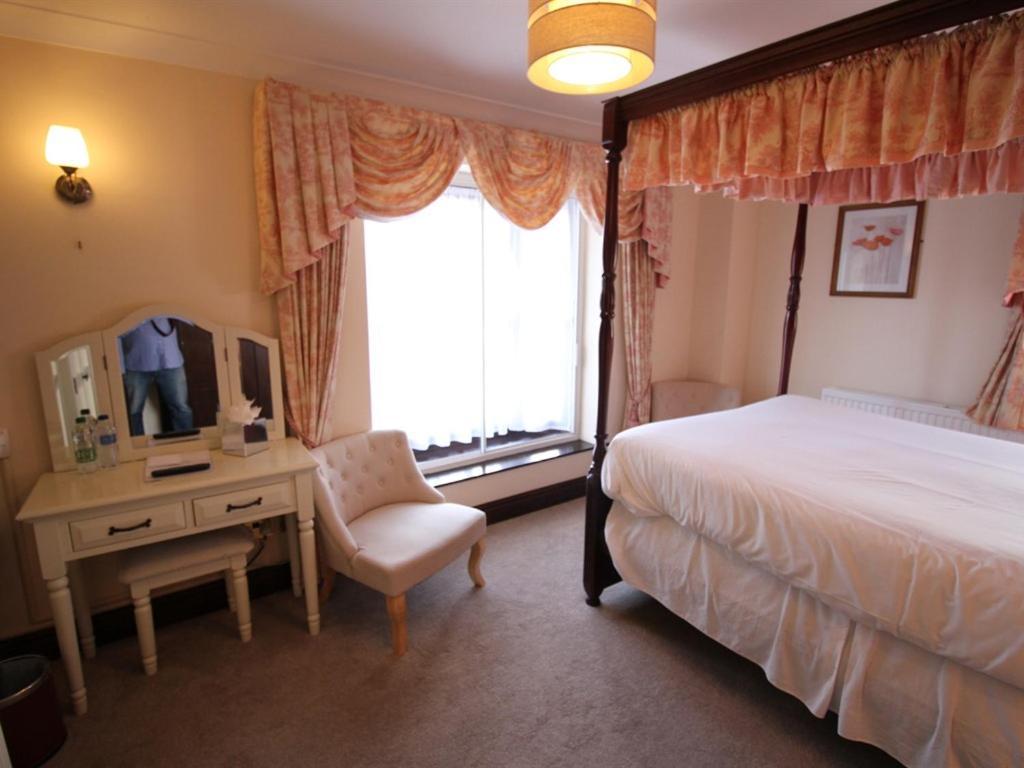 Pilgrims Hotel Кентърбъри Стая снимка